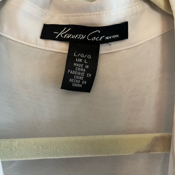 Kenneth Cole Sz. Large sheer blouse - Picture 5 of 5